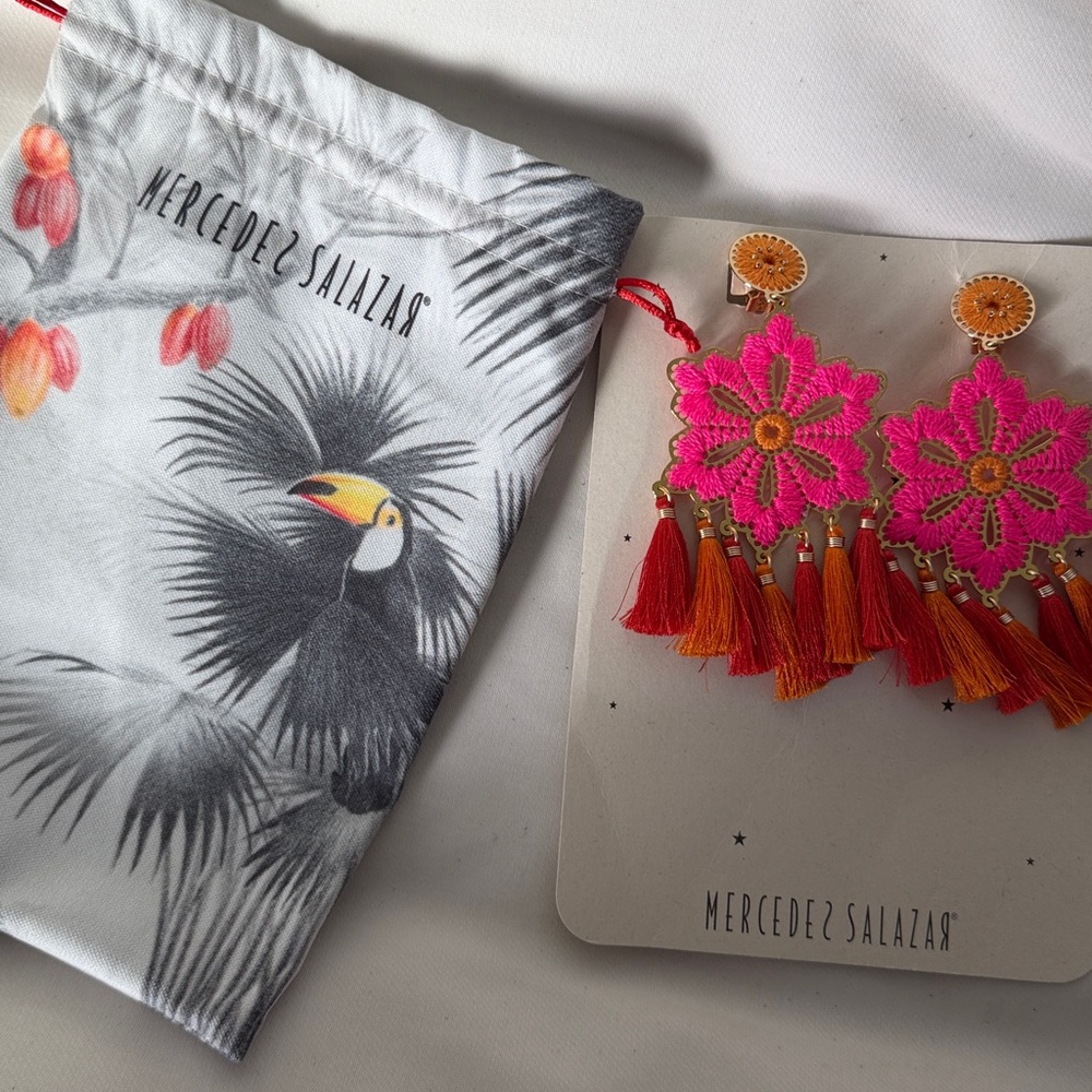 Mercedes Salazar clip on earrings - Picture 3 of 4
